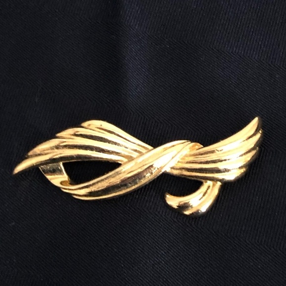 Vtg Gold Tone Abstract Brooch - Picture 9 of 10